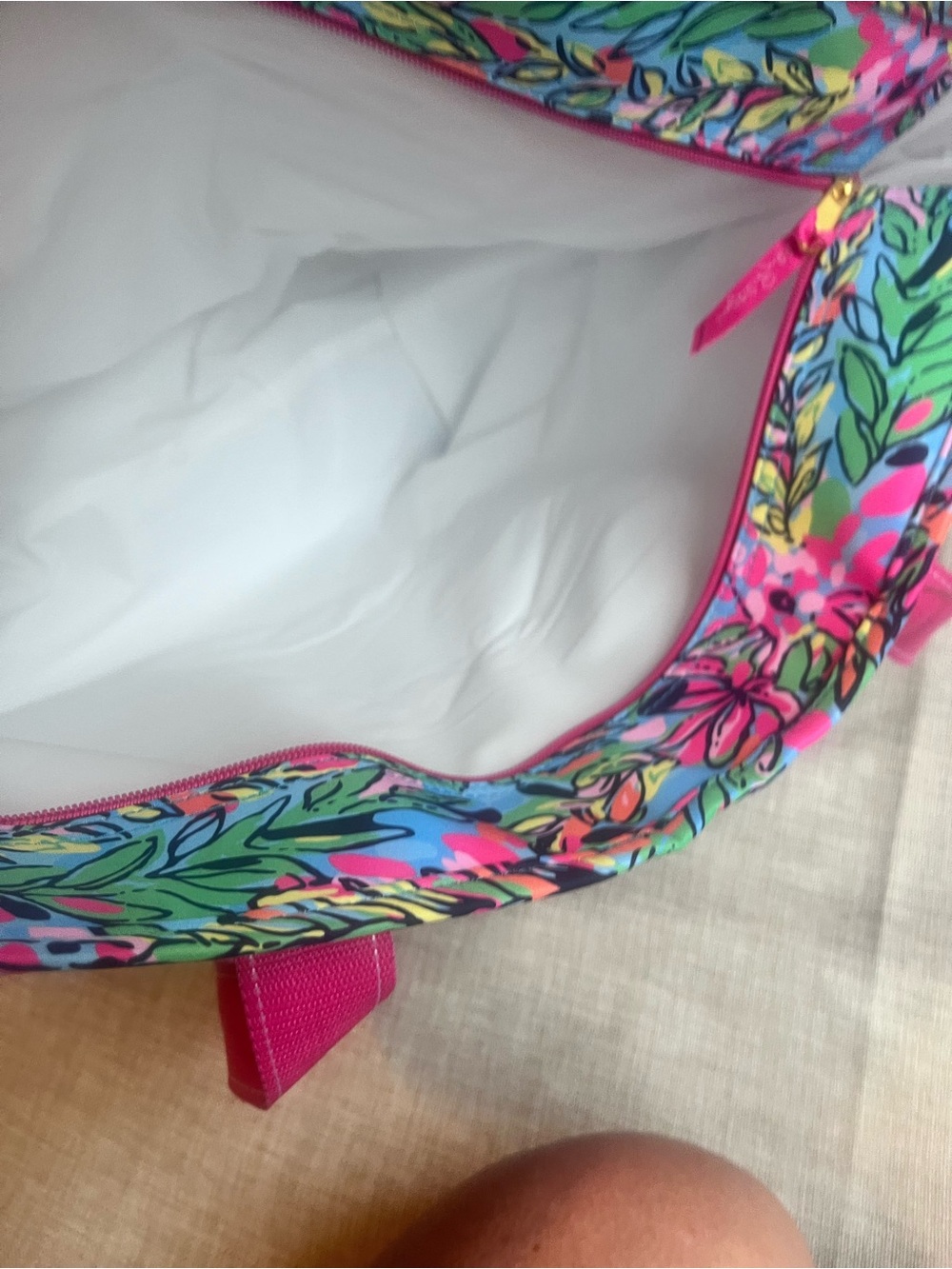 Lily Pulitzer Insulated Cooler - Picture 10 of 12